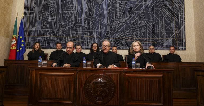 Parliament votes on new Constitutional Court judges and Ombudsman