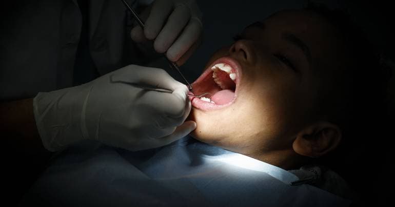 Parliament approves bills for dentists in the NHS