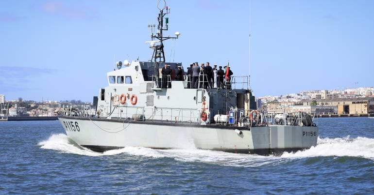 Court fines Navy Chief 816 euros