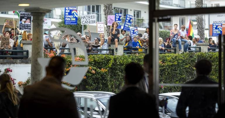 Protest against far-right meeting in Ericeira