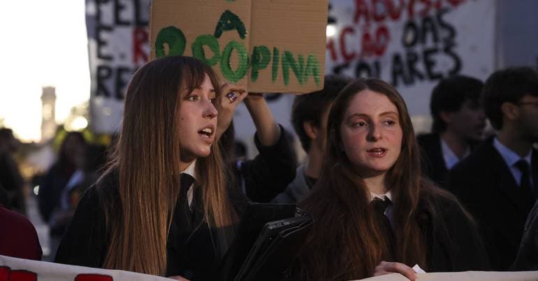Students protest in Coimbra against tuition fee increases