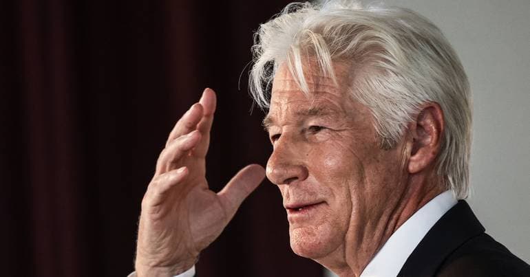 Richard Gere calls for migration to be addressed in a moral way