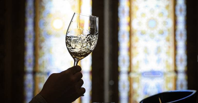 Portuguese Master of Wine wants to help sell national wine