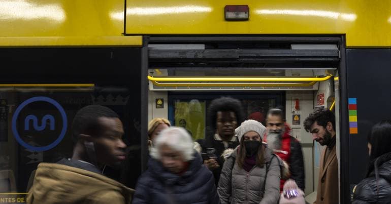 Porto Metro postpones closure between Trindade and Senhora da Hora