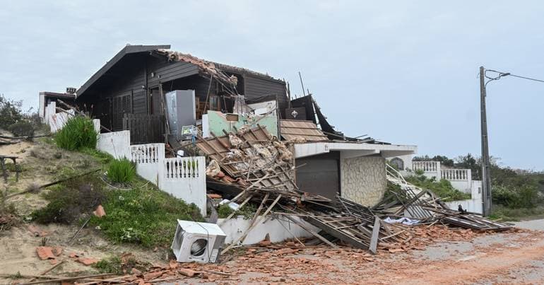 35,900 applications submitted to rebuild homes