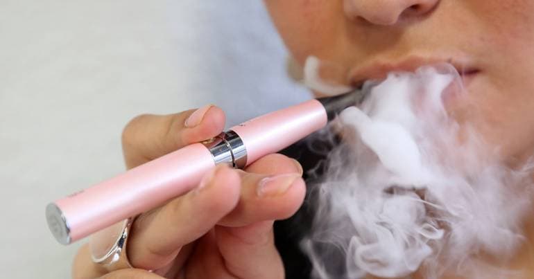 Electronic cigarettes may cause lung and mouth cancer