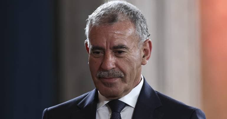 Government heads to Venezuela following controversial PS visit