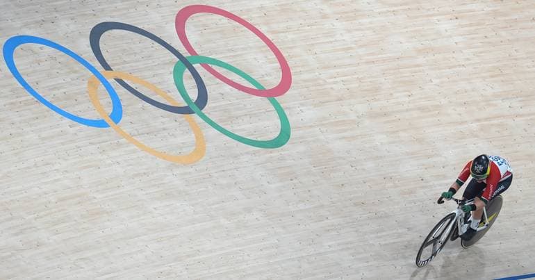 Government awards Medal of Honour to Olympic silver medallists