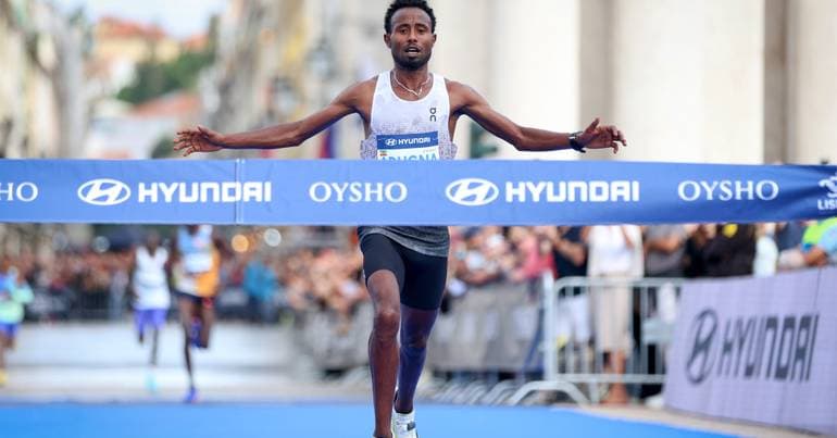 Ethiopian Adugna and Kenyan Omare win Half Marathon