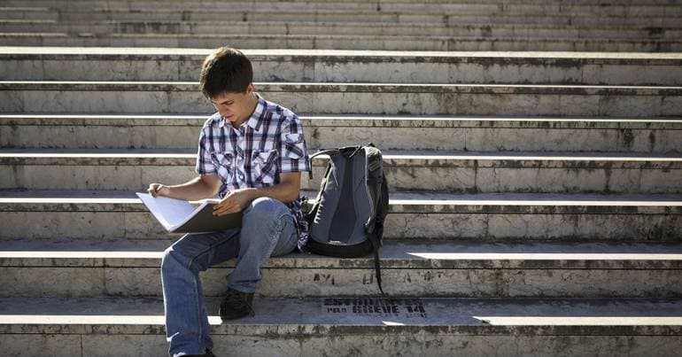 Deco launches platform to help students with accommodation