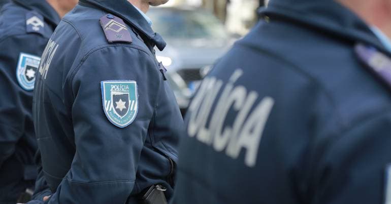 Évora: Man who assaulted woman in public street remanded in custody