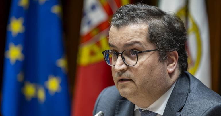 PS accuses PSD of contradicting itself in Government