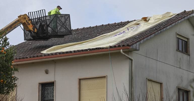 Deco accuses insurance companies of abusive practices