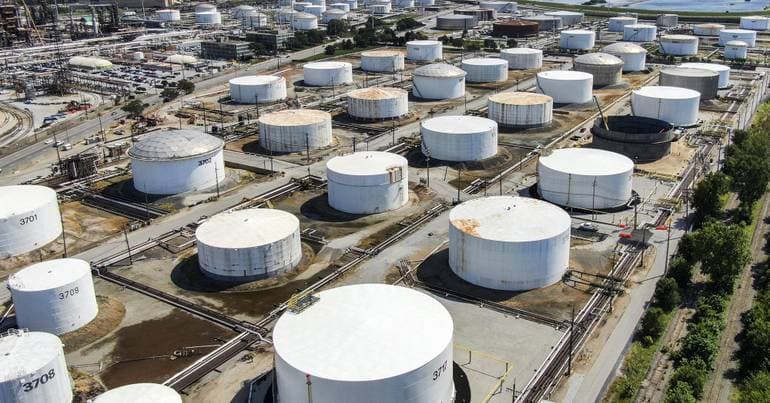 Brent crude oil price nears 105 dollars