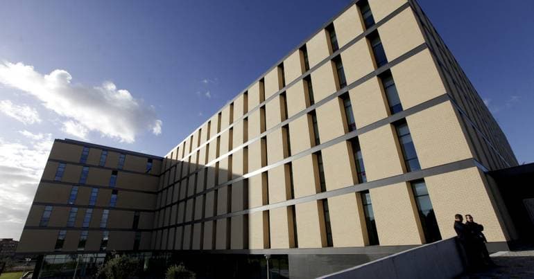 Fernando Pessoa University rector refuses regulation without prior notice