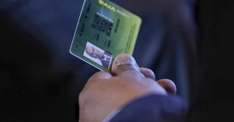 Over 100,000 sign up for free travel pass in Porto