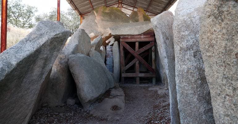 PCP demands conservation of the largest dolmen in the Iberian Peninsula