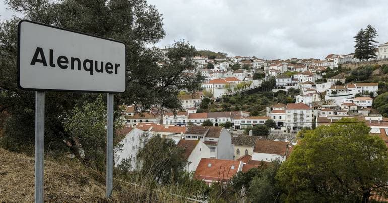 Alenquer: fire in eight-storey building leaves one dead