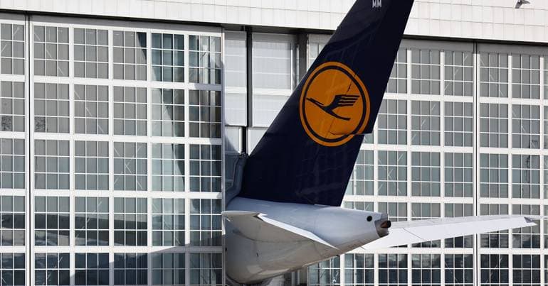 With jet fuel until June, Lufthansa prepares for risk of shortages