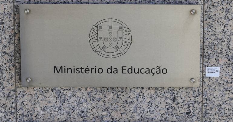 PhD students demand payment of overdue scholarships