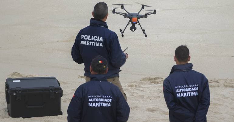 Search resumed for young man missing in Albufeira