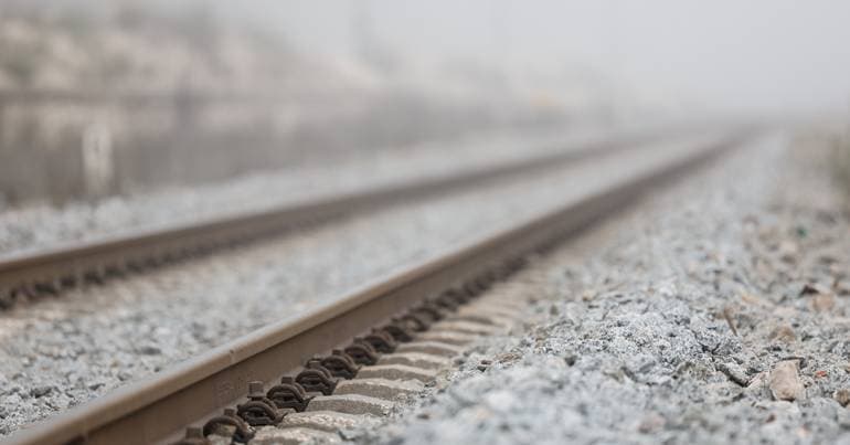 One person killed after being hit by a train in Tapada das Mercês