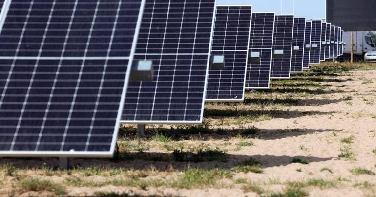Association warns of risks from photovoltaic plant