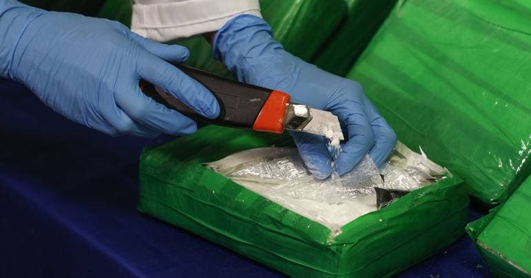 Two on trial in Leiria for trafficking tons of cocaine