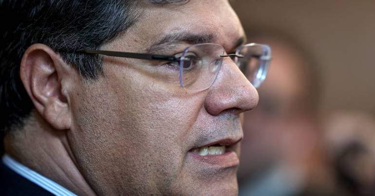 Parties debate 2027 budget proposals and economic policy