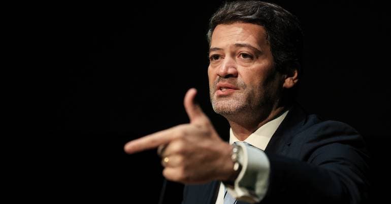 Ventura responds to immigrants with a defence of "following the rules"