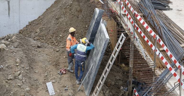 EU denounces "discrimination" and "exploitation" of migrants