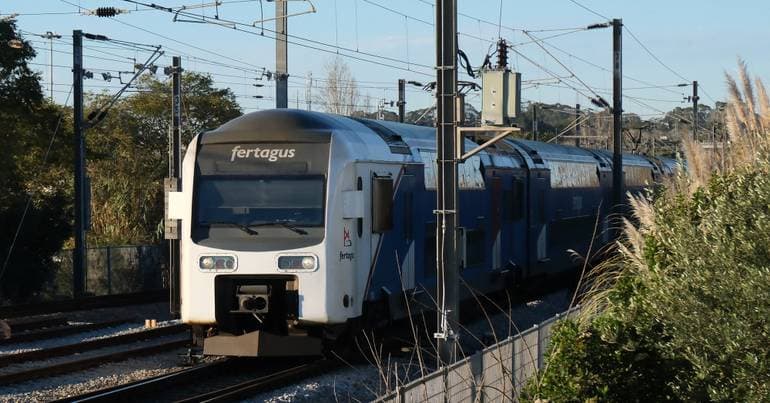 Strike. Fertagus ensures service, but unions contest
