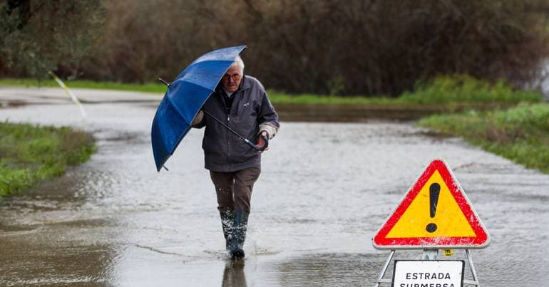 Rain. Seven districts under yellow warning on Wednesday