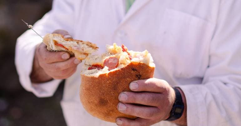 The people's oven that is reborn at Easter