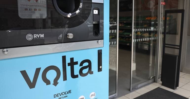 Moedas calls for "immediate cancellation" of the Volta system