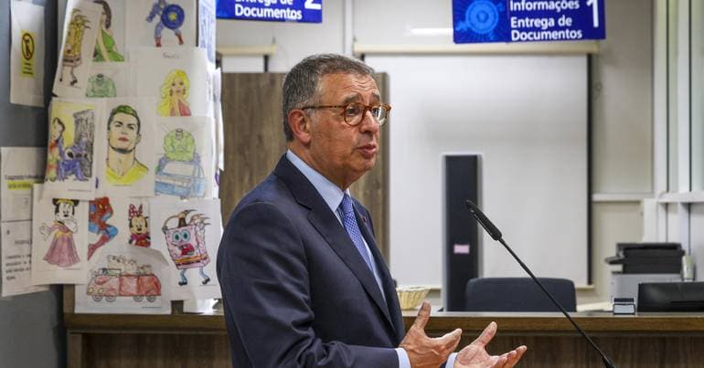 Seguro calls for Portuguese as a curricular option in Luxembourg