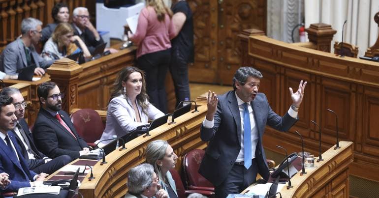 Chega may sink burqa law and loss of nationality bill