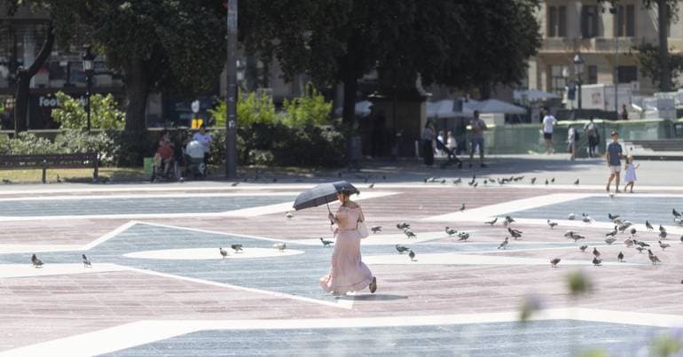 Heatwave causes at least 12,000 excess deaths