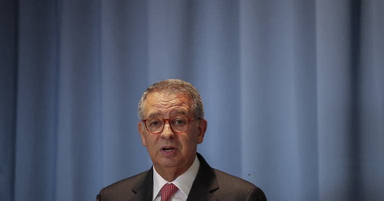 Seguro: The State has 'resigned' from supporting the elderly