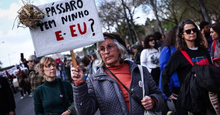 PCP, Livre and BE at housing protests