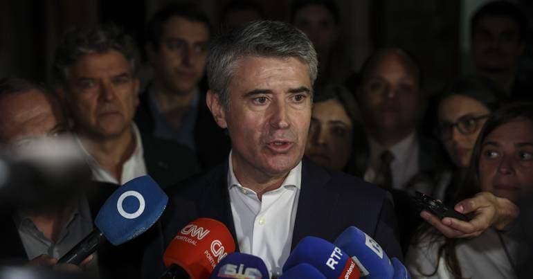 PS demands that the Government guarantees the continuity of PRR works
