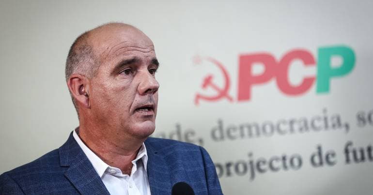 PCP leader warns government against social security changes