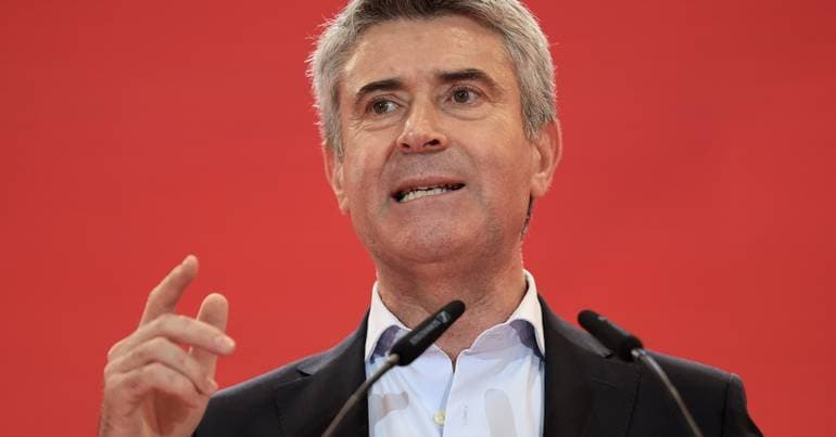Carneiro maintains pressure on minister Luís Neves