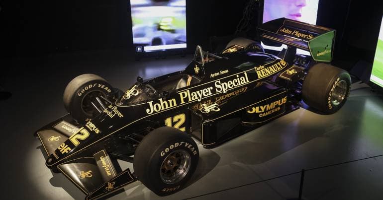 F1 cars from Senna to Schumacher arrive at Caramulo
