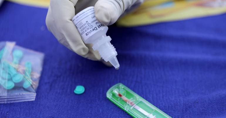 Lisbon pharmacies begin HIV and hepatitis screenings