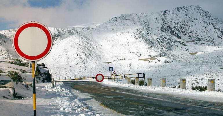 Six districts under an orange warning for snowfall