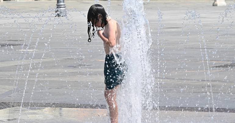 Thirty municipalities at maximum fire risk this Monday