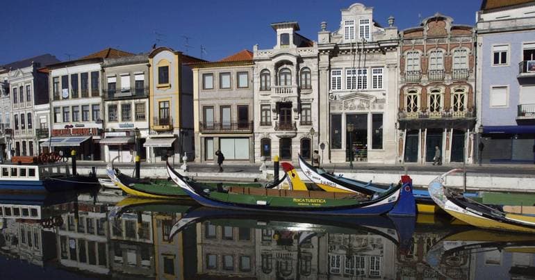 Spanish police officer on holiday victim of armed robbery