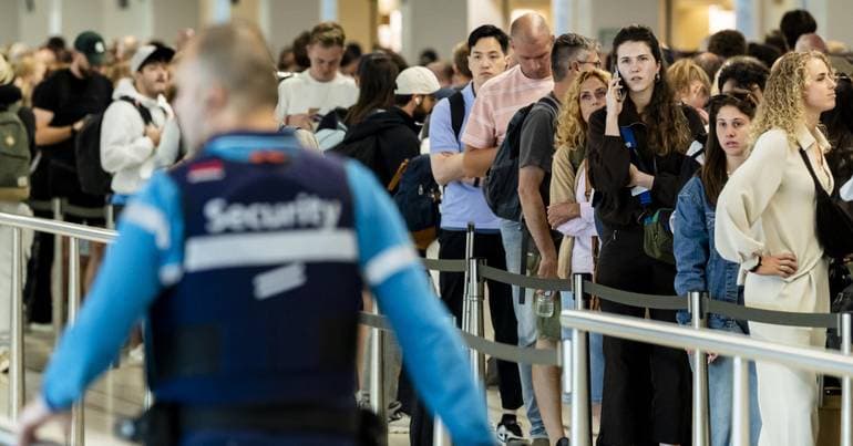 Amsterdam airport cancels flights due to storm