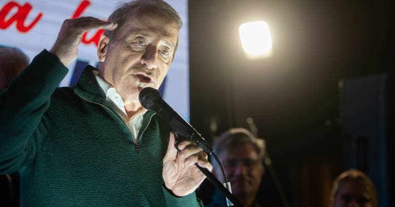 Gaia municipal council rejects making executive meetings public